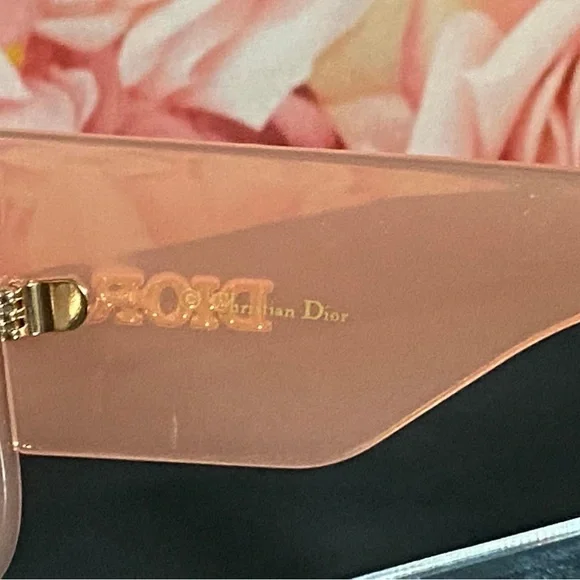DIOR SOLIGHT PEACH COLOR - Picture 12 of 15